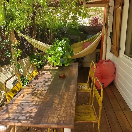 Holiday home Jolie Maison En Bois Climatisee Proche Lac&ocean