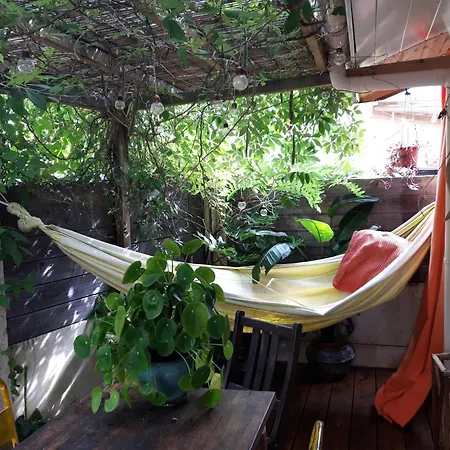 Holiday home Jolie Maison En Bois Climatisee Proche Lac&ocean